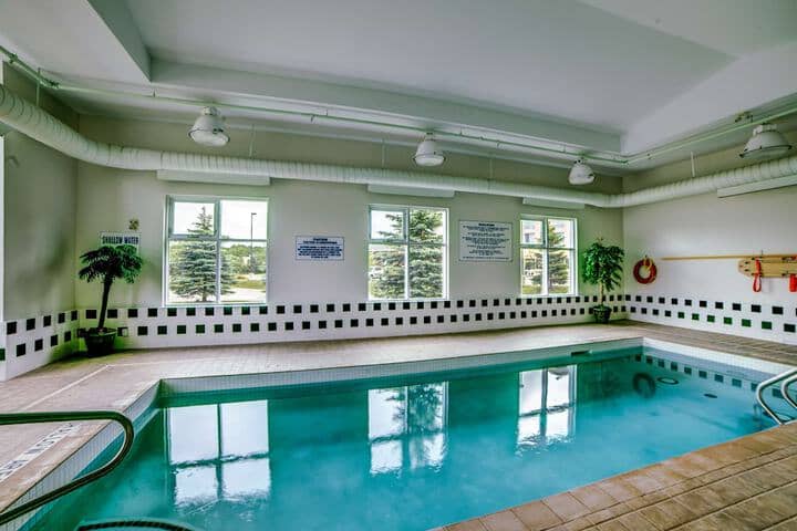 Pool 27 of 40